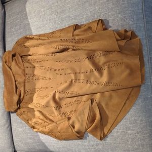 Excellent new condition. Feels like a softer suede. No tags Bought Nordstrom